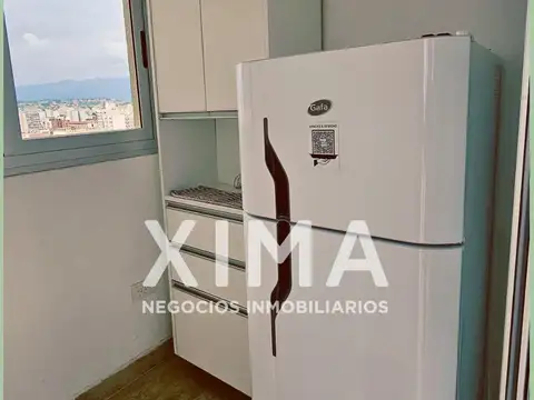 Oficina en Alquiler en Zona Centro, $ 450.000