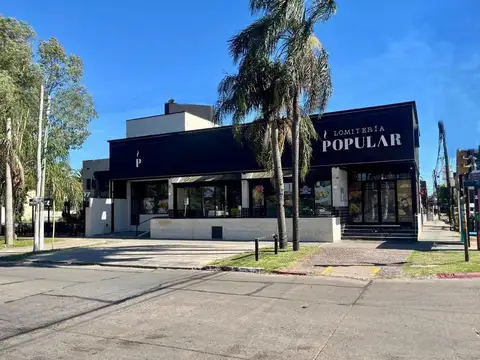 Local de excelente Ubicacion Santa Rosa Esq. Sarmiento 