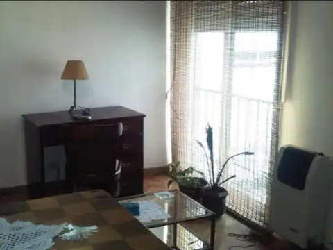 Salta 600, Piso 8