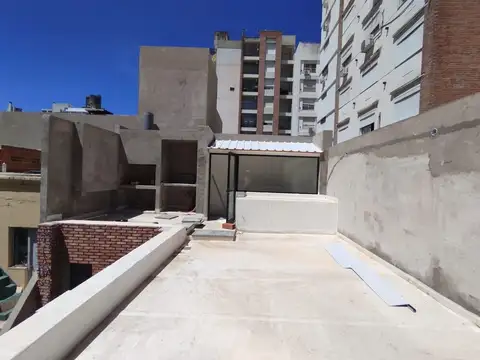 Depto Tipo Casa en Venta en Centro, USD 220.000