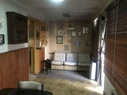 Deán Funes 600
