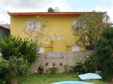 Casa 3 ambientes con 1 baño