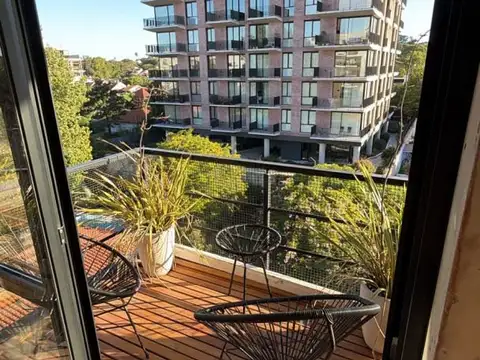 Semipiso de 3 ambientes CON COCHERA