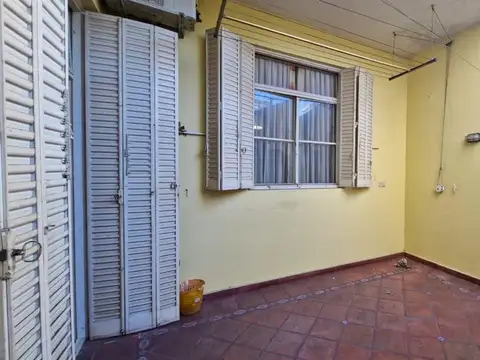 CABALLITO PH DEPARTAMENTO VENTA 3 AMBIENTES  PATIO