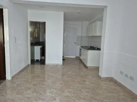 Frugone 4200, Piso PB