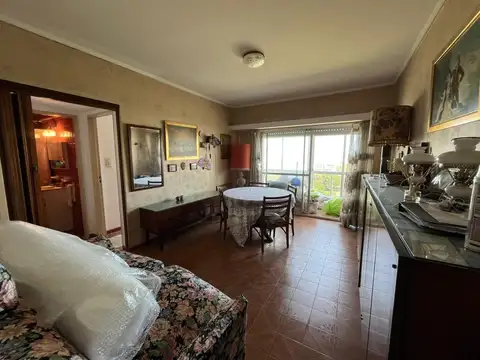 DEPARTAMENTO FRENTE PLAZA MITRE 2 AMBIENTES