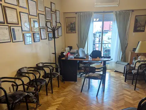 Federico Lacroze 3000, Piso 4