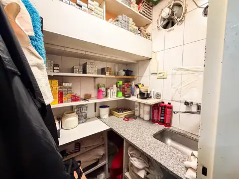 Local en Venta 49 años