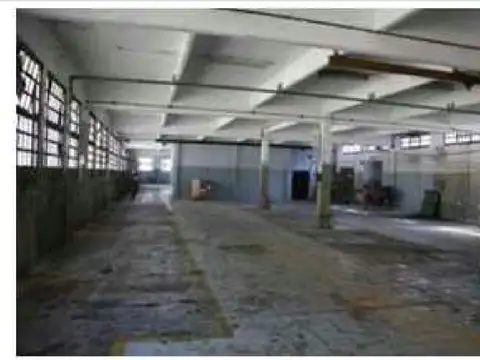 EXCELENTE PREDIO INDUSTRIAL EN VILLA MARTELLI