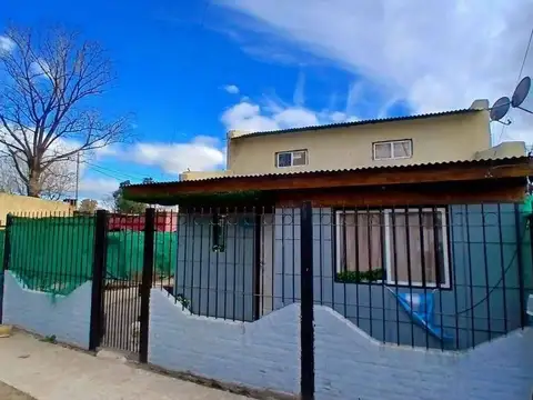 VENTA CASA DUPLEX GRAL RODRIGUEZ