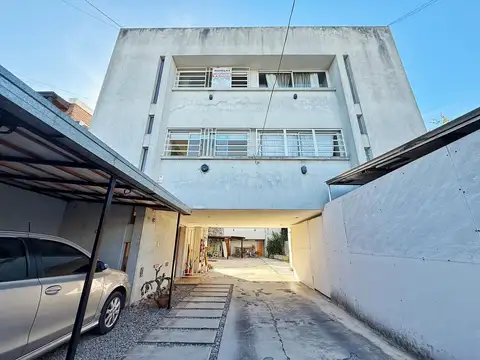 PH TRIPLEX .2 DORMITORIOS . COCHERA .ESPACIO EN COMUN ACEPTA PERMUTA X CASA Evalua zona