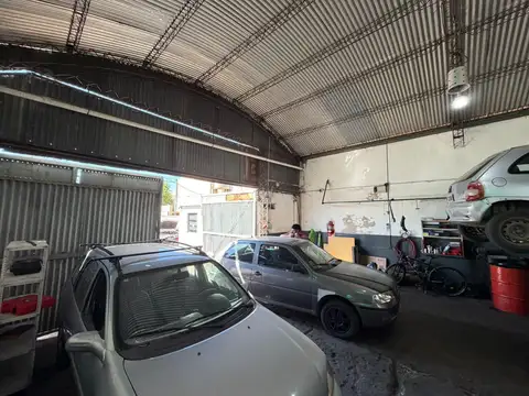 Galpon en Venta 25  mts Fondo