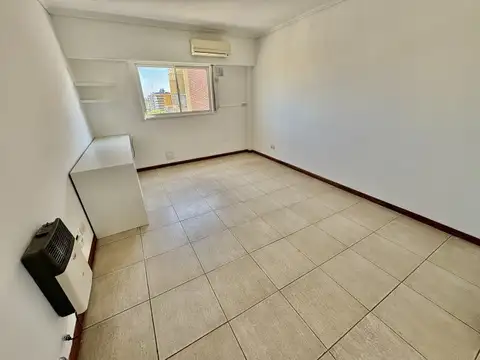 Pellegrini 379 , Piso 8