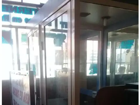 Local en venta a Metros de Av. San Martin