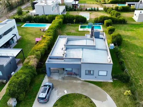 Casa - Puerto Roldan