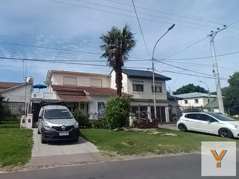 Casa en alquiler temporal - 6 Ambientes - Mar del Plata