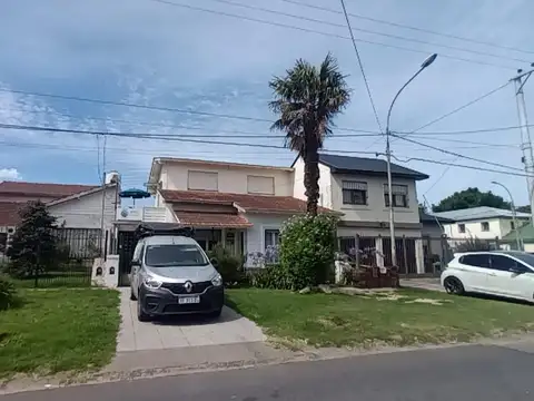 Casa en alquiler temporal - 6 Ambientes - Mar del Plata