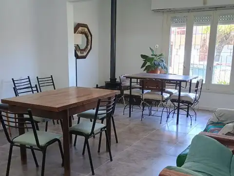 Casa 6 ambientes con 1 baño