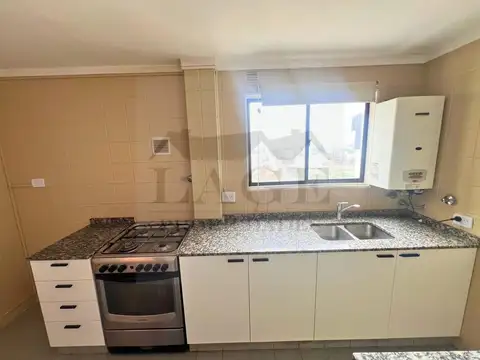 Departamento en Alquiler con 2 cocheras