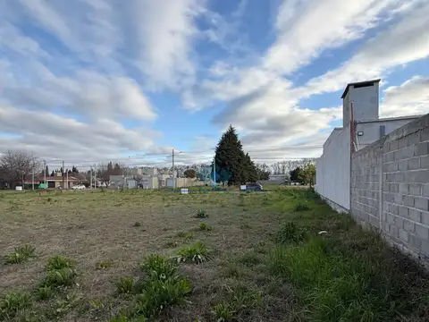 VENTA-LOTE 897M2- COLONIA CAROYA