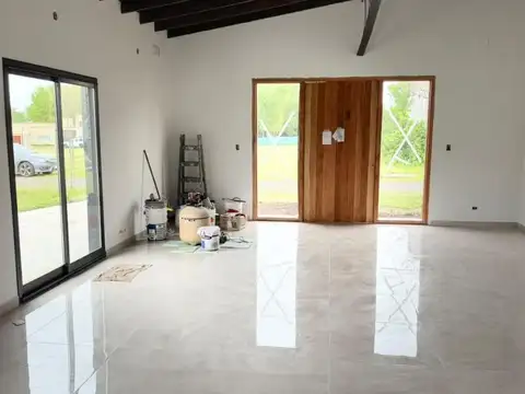 Casa en Alquiler de 3 dormitorios