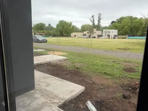 CASA EN ALQUILER EN BARRIO CERRADO