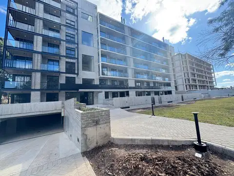 VENTA - Departamento de dos dormitorios con balcón y amenities en Condos Paddock, Fisherton, Rosario