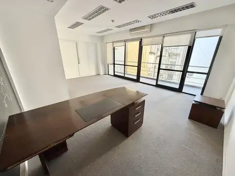 Oficina en Alquiler al Este
