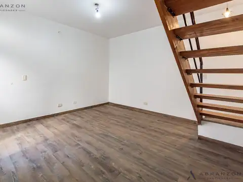 Depto Tipo Casa en Alquiler 20 años
