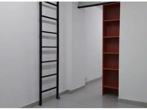 Oficina en Alquiler en Centro, $ 200.000