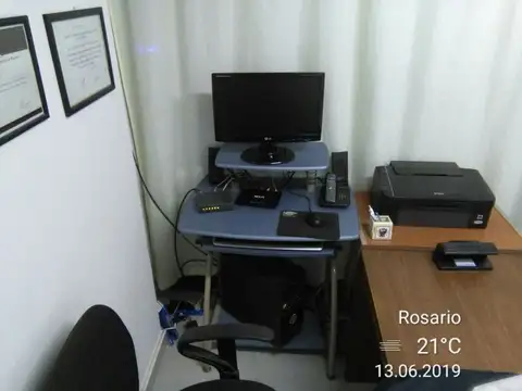 Oficina en Alquiler en Centro, $ 200.000