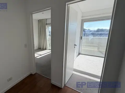 Departamento en Alquiler con 1 cocheras