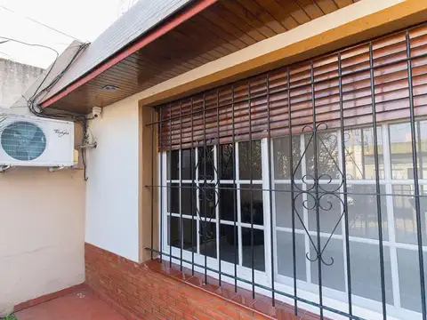 Casa en Venta en Banfield, USD 59.000