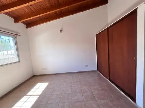 Duplex en Venta en Funes
