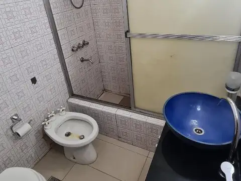 Depto Tipo Casa en Venta 40 años