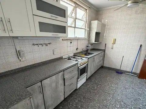 Depto Tipo Casa en Venta 40 años