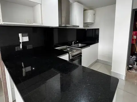 Departamento en Alquiler en Parque Chas, $ 700.000