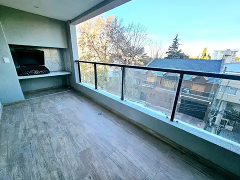 Departamento 4 ambientes con 3 baños