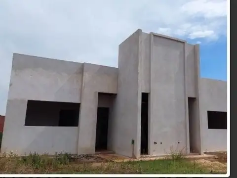 VENDO CASA EN CONSTRUCCION A TERMINAR