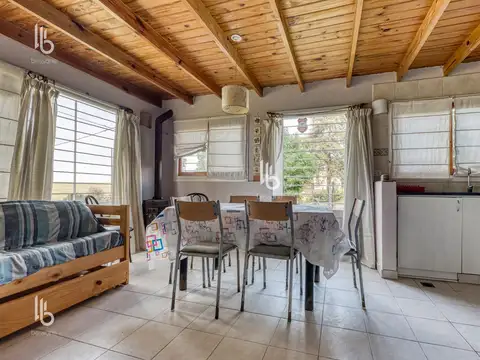 Casa en Venta con 1 cochera