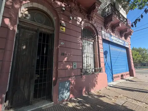 PH 10 ambientes Venta en Ensenada terraza propia