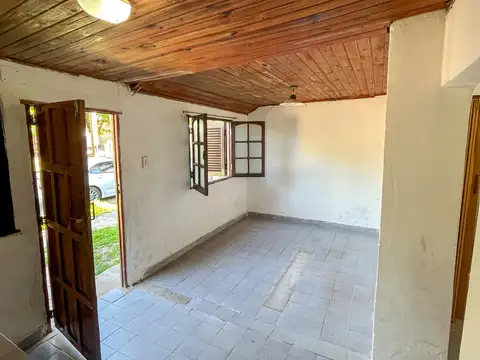Vivienda en venta, ubicada en Barrio Mujeres Argentinas. Un lugar con buen entorno. Zona Golf Club.