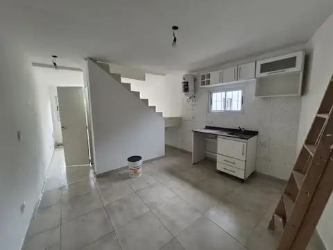 Duplex 3 amb alquiler en Merlo