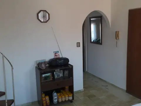 Depto Tipo Casa en Venta de 2 ambientes