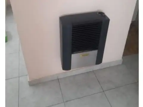 Casa 2 ambientes con 1 baño
