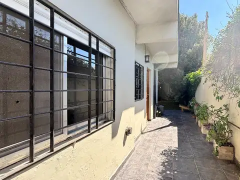 VENTA CASA 5 AMB BERNAL -apto crédito-