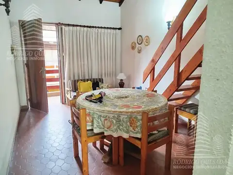 Excelente departamento 3 ambientes con balcón 