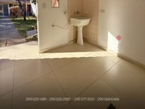 Casa en Venta con 1 cochera