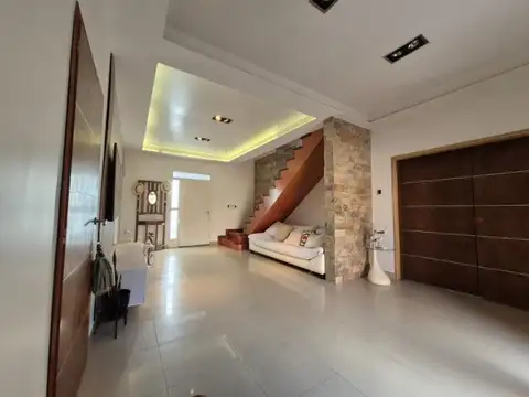 Casa en Venta de 5 dormitorios