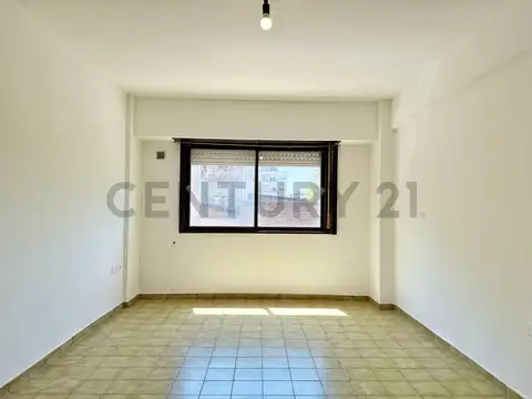 47 e/ 24 y 25 , Piso 0